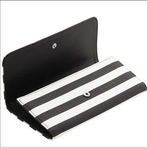 Kut from the Kloth wallet